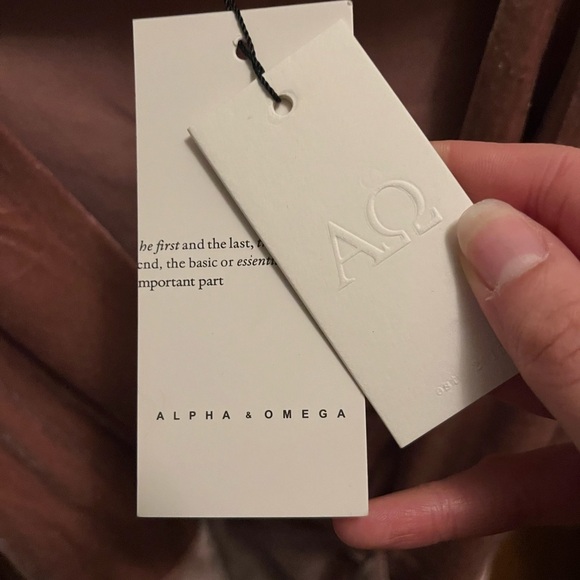 Crushed velvet wrap dress - Picture 7 of 7